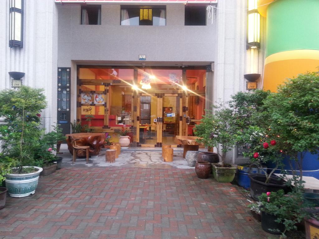 Money B&B Kota Hualien Bagian luar foto