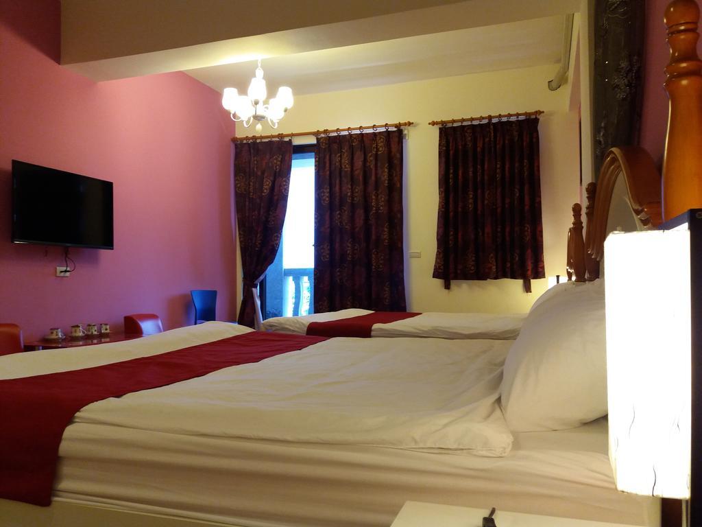 Money B&B Kota Hualien Bagian luar foto