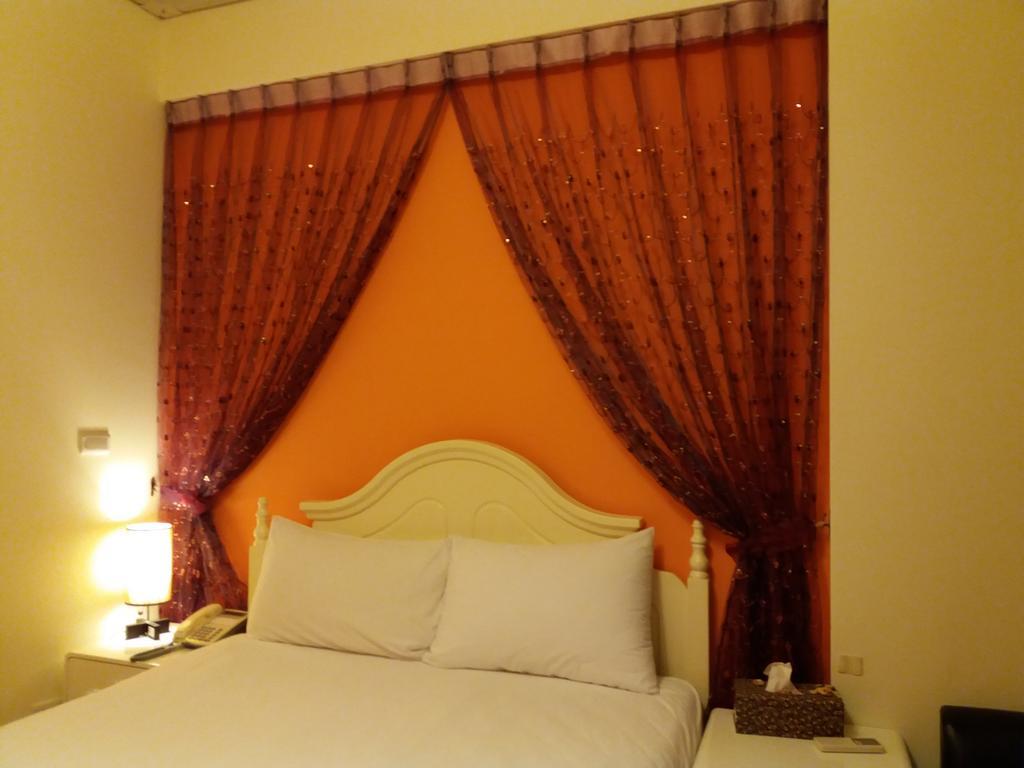 Money B&B Kota Hualien Bagian luar foto